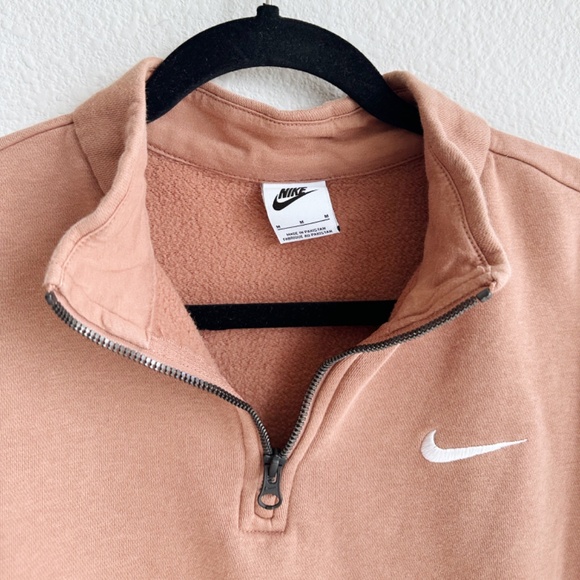 Nike Half Zip Sweatshirt - Picture 2 of 4
